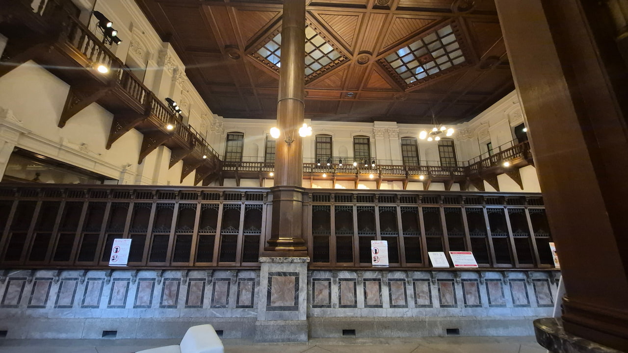 京都文化博物館のホール