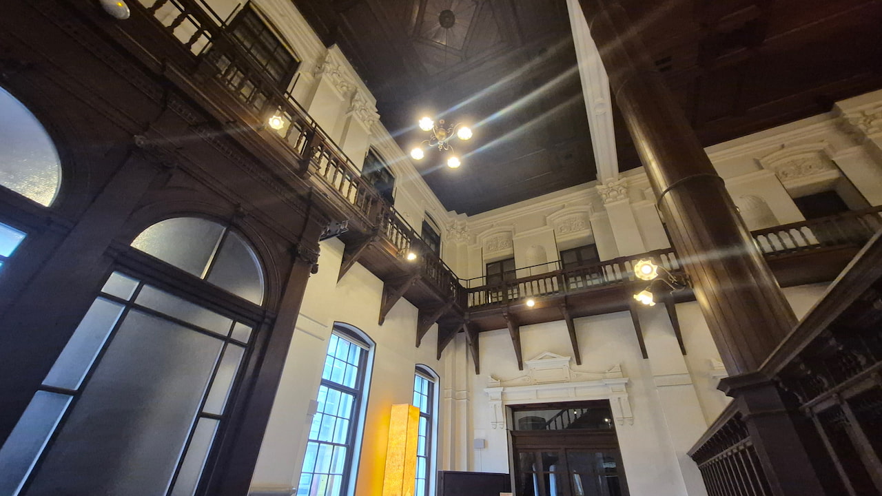京都文化博物館のホール